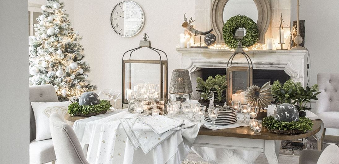 Vaisselle jetable Noel et Nouvel an pour la table de fête - Décorations de  mariage