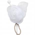 1 Grosse rose blanche à dragées - 2 Raquettes et 3 boutons blanc - H 12 x L 8 cm