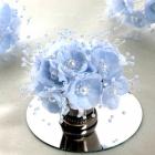 Bouquet de fleurs en tissus bleu ciel et perles