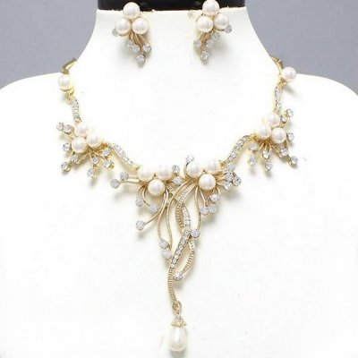 Bijoux de Mariage  - Parure bijou mariage ton or jaune perles ivoire et ... : illustration