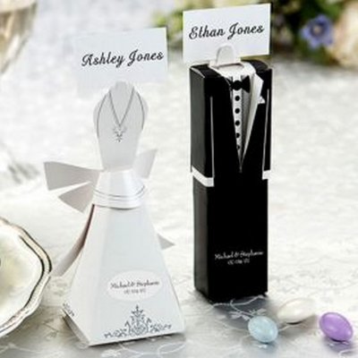 Promotions  - Bote  Drages Mariage Couple de maris noir et blanc ... : illustration