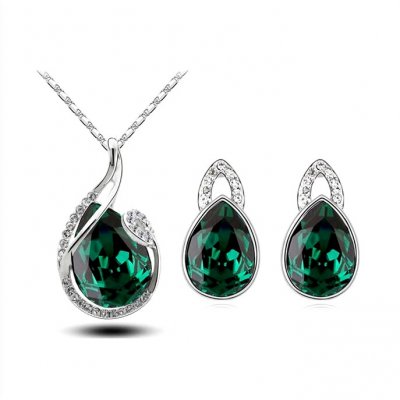 Promotions  - Parure de bijoux cristal vert meraude ton argent : illustration