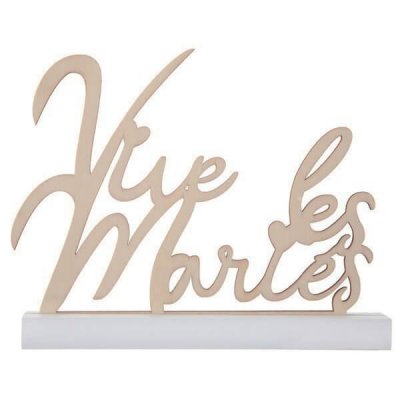 Mariage thme Just Married  - Centre de table mariage lettre en bois vive les maris : illustration