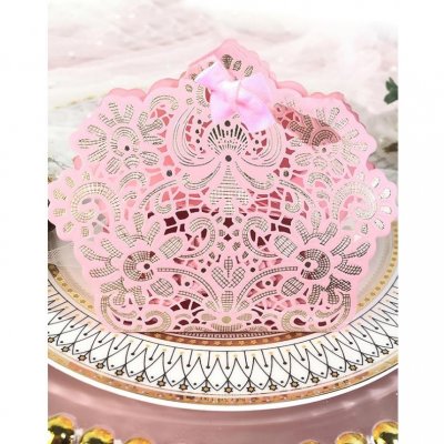 Dcoration de Table Mariage  - 5 Botes  drages dentelle rose  : illustration