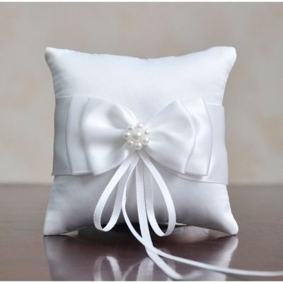 Dcoration de Fte, Anniversaire, Mariage, Baptme  - Coussin alliance blanc avec nud et perles blanches ... : illustration