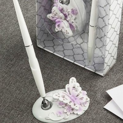 Stylo et porte stylo mariage  - Porte Stylo et Stylo Mariage Papillon Rose et Blanc : illustration