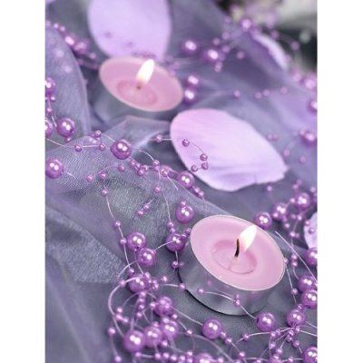 Décoration de Table Mariage  - Guirlande de Perles violet Clair : illustration