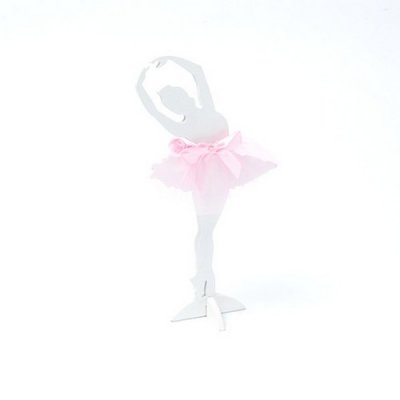 ARCHIVES  - Statuette ballerine en bois et tulle  : illustration