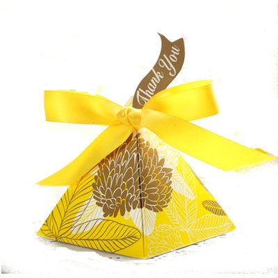 Dcoration de Table Mariage  - 10 botes  drages pyramide jaune et or  : illustration