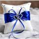 Coussin Mariage Blanc et Bleu Marine- Coeur Strass ... : illustration