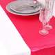 Chemin de Table Mariage Satin Fuchsia (Lot de 5) : illustration